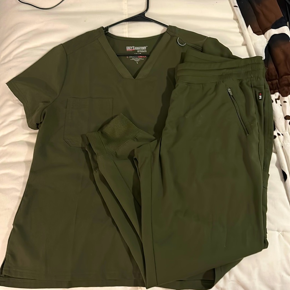 Greys Anatomy scrubs